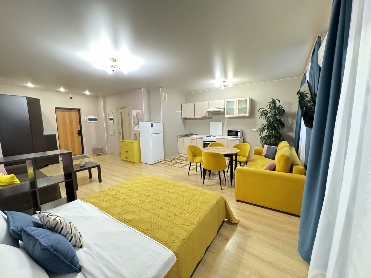 Апартаменты (Квартира StarHouse на Современнике), Апартаменты StarHouse на Советской Армии