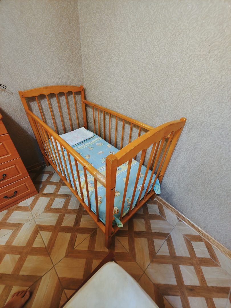 Детская кроватка, Апартаменты Индивидуальный дом на Северной