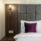 De Luxe (Номер Делюкс с кроватью размера "king-size" с видом на горы), SOLAR by Stellar Hotels Krasnaya Polyana