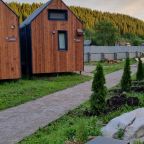 Коттедж (Эко-дом студия), База отдыха Территория