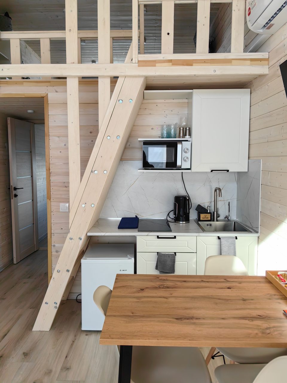 Дом (Эко-дом комфорт с террасой на крыше), База отдыха Территория