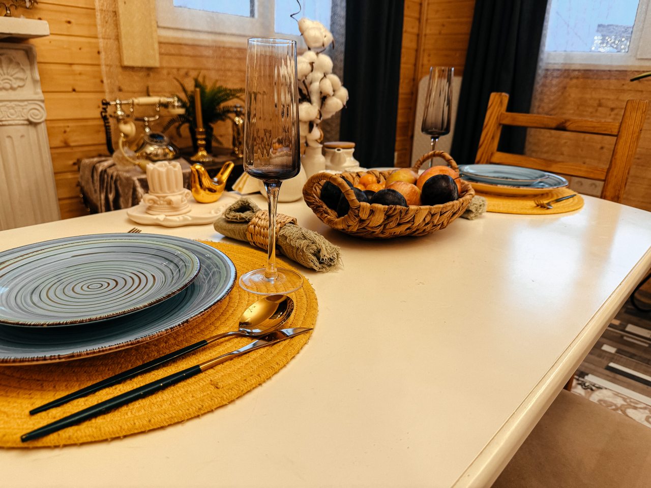 Двухместный (Дом на двоих «Мэрлин»), Гостевой двор Лопановичъ Park