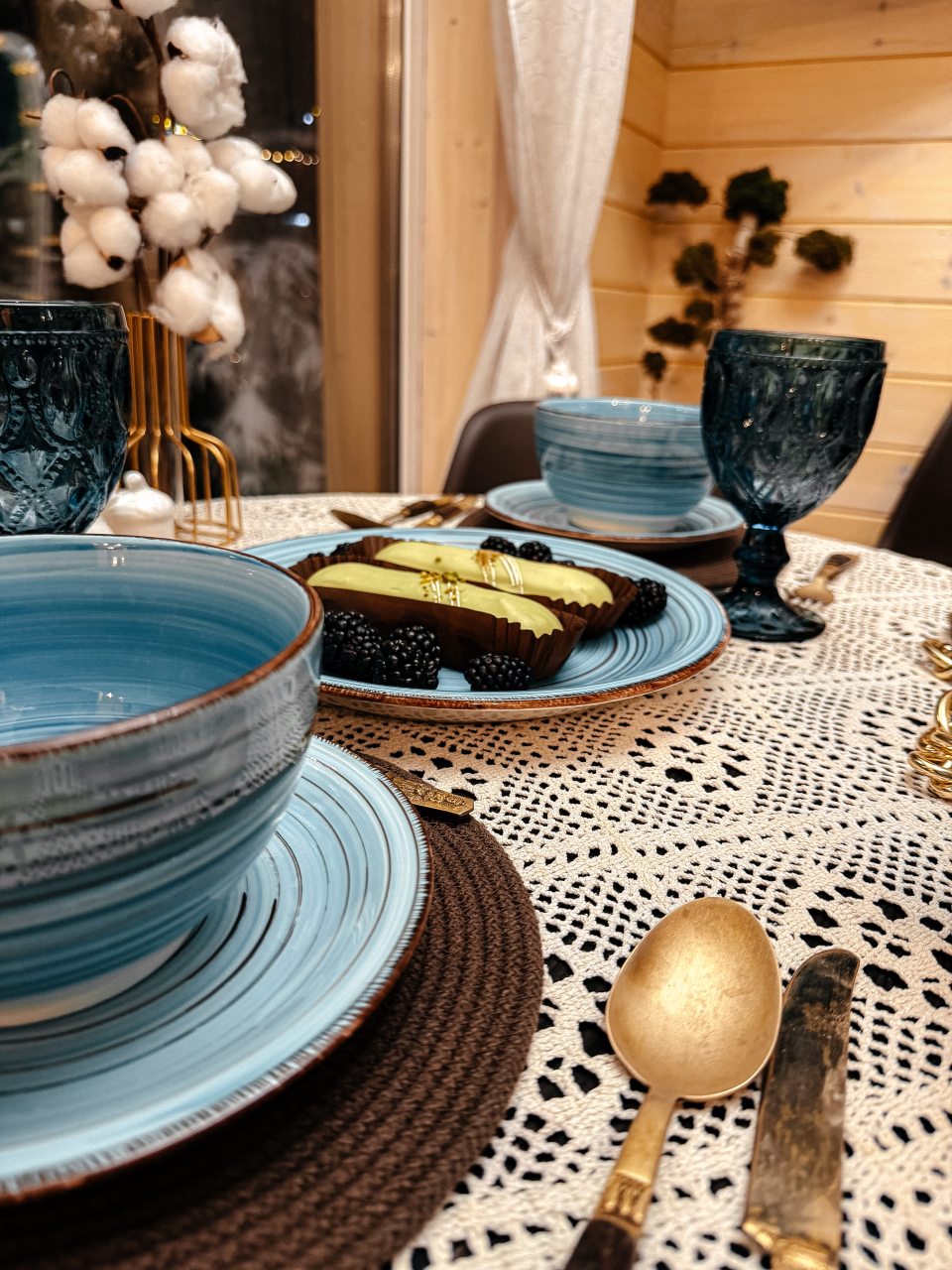 Коттедж (Уютный дом «Тристан»), Гостевой двор Лопановичъ Park