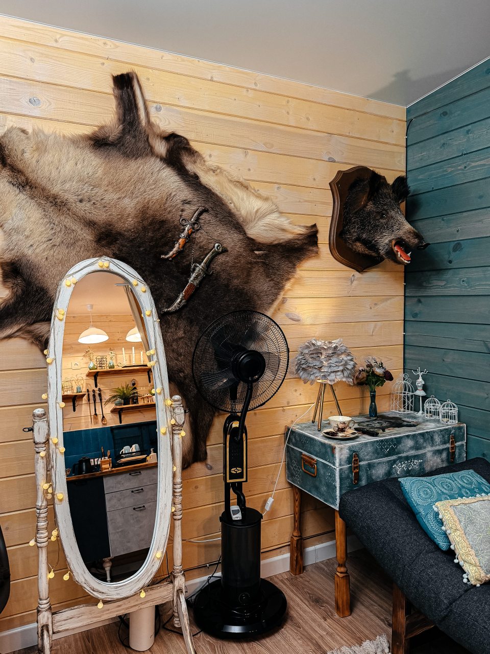 Коттедж (Уютный дом «Тристан»), Гостевой двор Лопановичъ Park