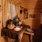 Коттедж (Уютный дом «Тристан»), Гостевой двор Лопановичъ Park