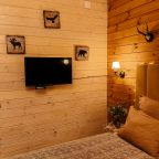 Коттедж (Уютный дом «Тристан»), Гостевой двор Лопановичъ Park