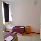 Четырехместный (Эконом с частичными удобствами), Отель SMART HOTEL Свободный