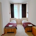 Четырехместный (Эконом с частичными удобствами), Отель SMART HOTEL Свободный