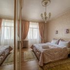 Восьмиместный (Красивые 4-комнатные апартаменты в центре Минска (пр-т Независимости, 23)), Апартаменты Home Apart пр-т Независимости 22-23