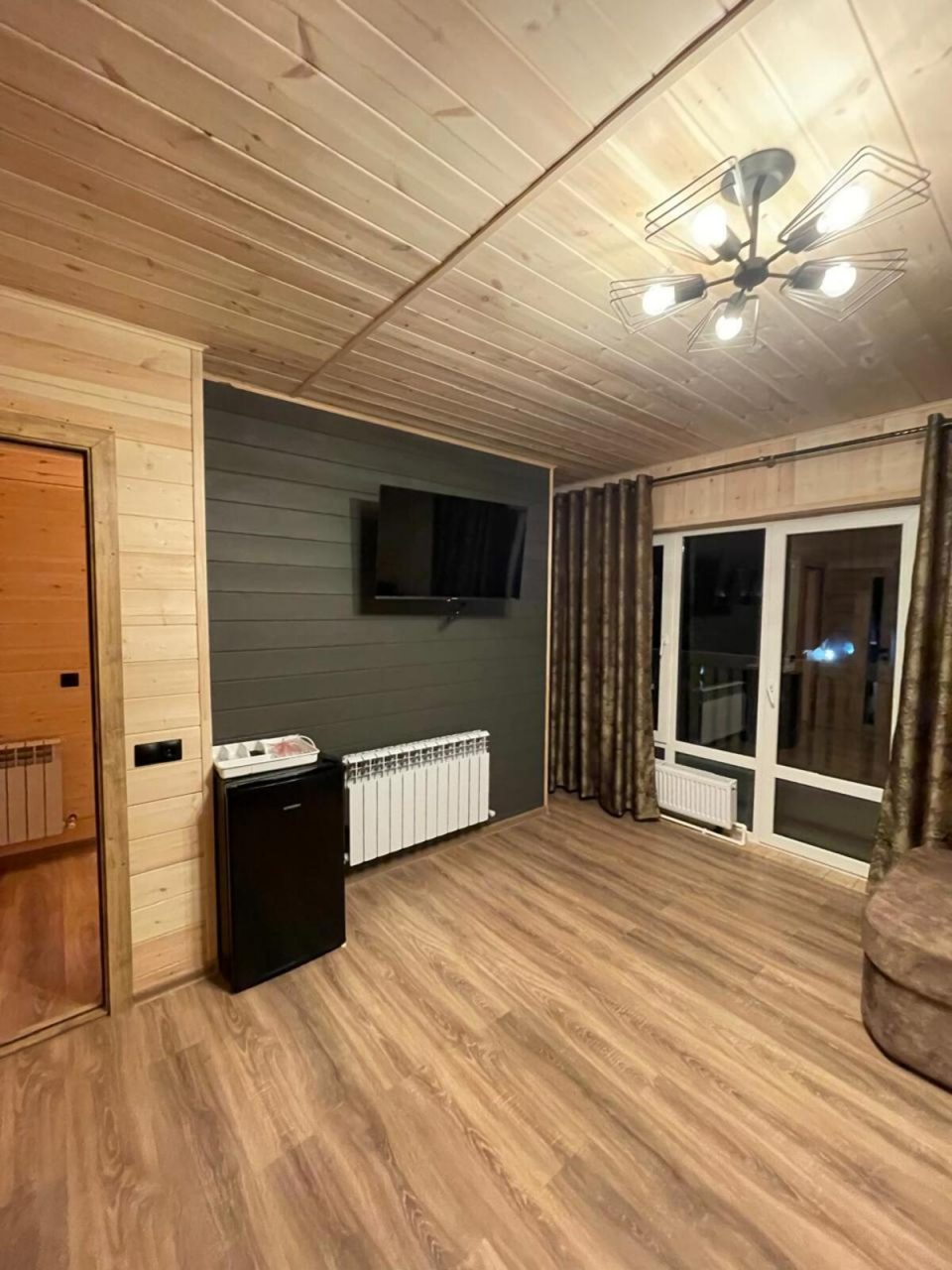 Коттедж (Двухэтажный дом), Гостиничный комплекс Экосфера