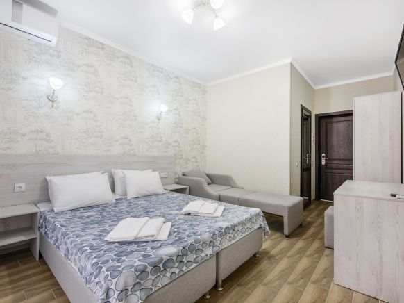 Фотография номера гостиницы White Hotel