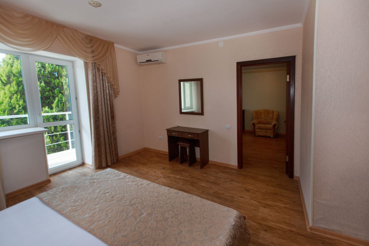 Пятиместный (Комфорт двухкомнатный с видом на море), Гостевой дом Райская Гавань