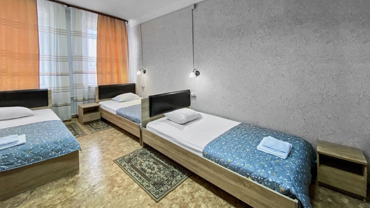 Трёхместный и более (Койко-место в женском номере), Отель SMART HOTEL Абакан
