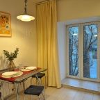 Апартаменты (Apart-Comfort Максимова 5), Апартаменты Apart-Comfort Максимова 5