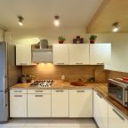 Апартаменты (Apart-Comfort Максимова 5), Апартаменты Apart-Comfort Максимова 5