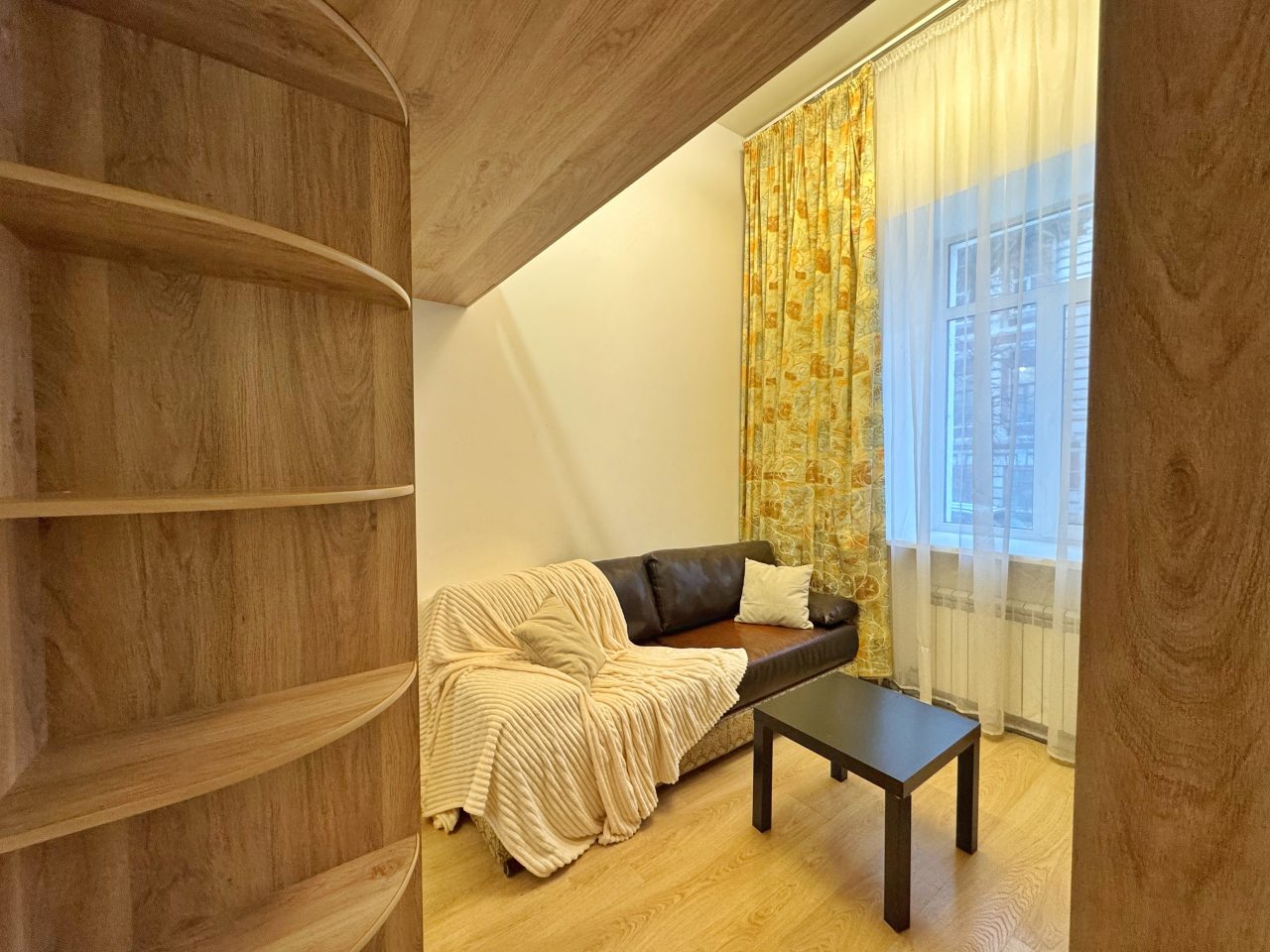 Апартаменты (Apart-Comfort Максимова 5), Апартаменты Apart-Comfort Максимова 5