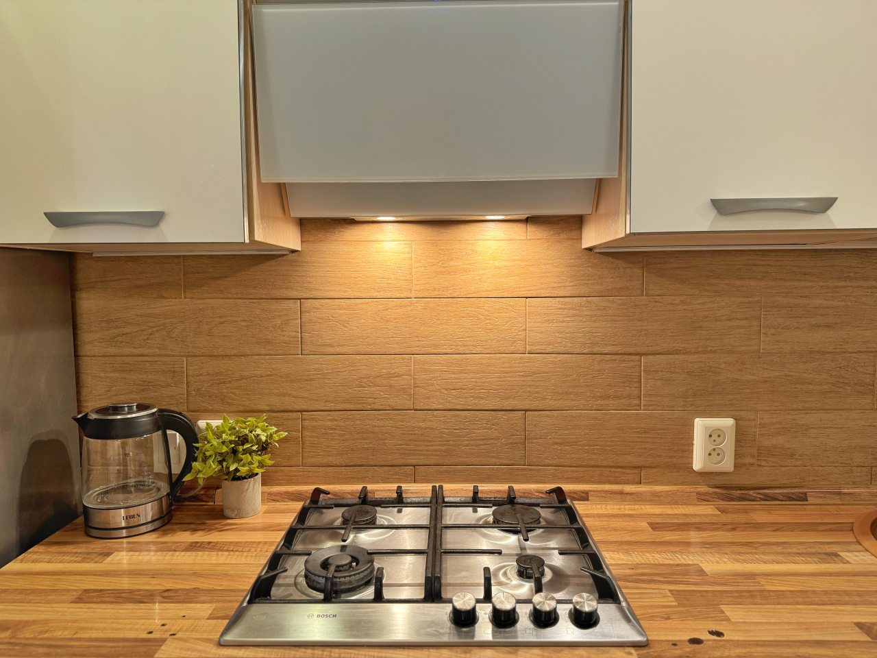 Апартаменты (Apart-Comfort Максимова 5), Апартаменты Apart-Comfort Максимова 5