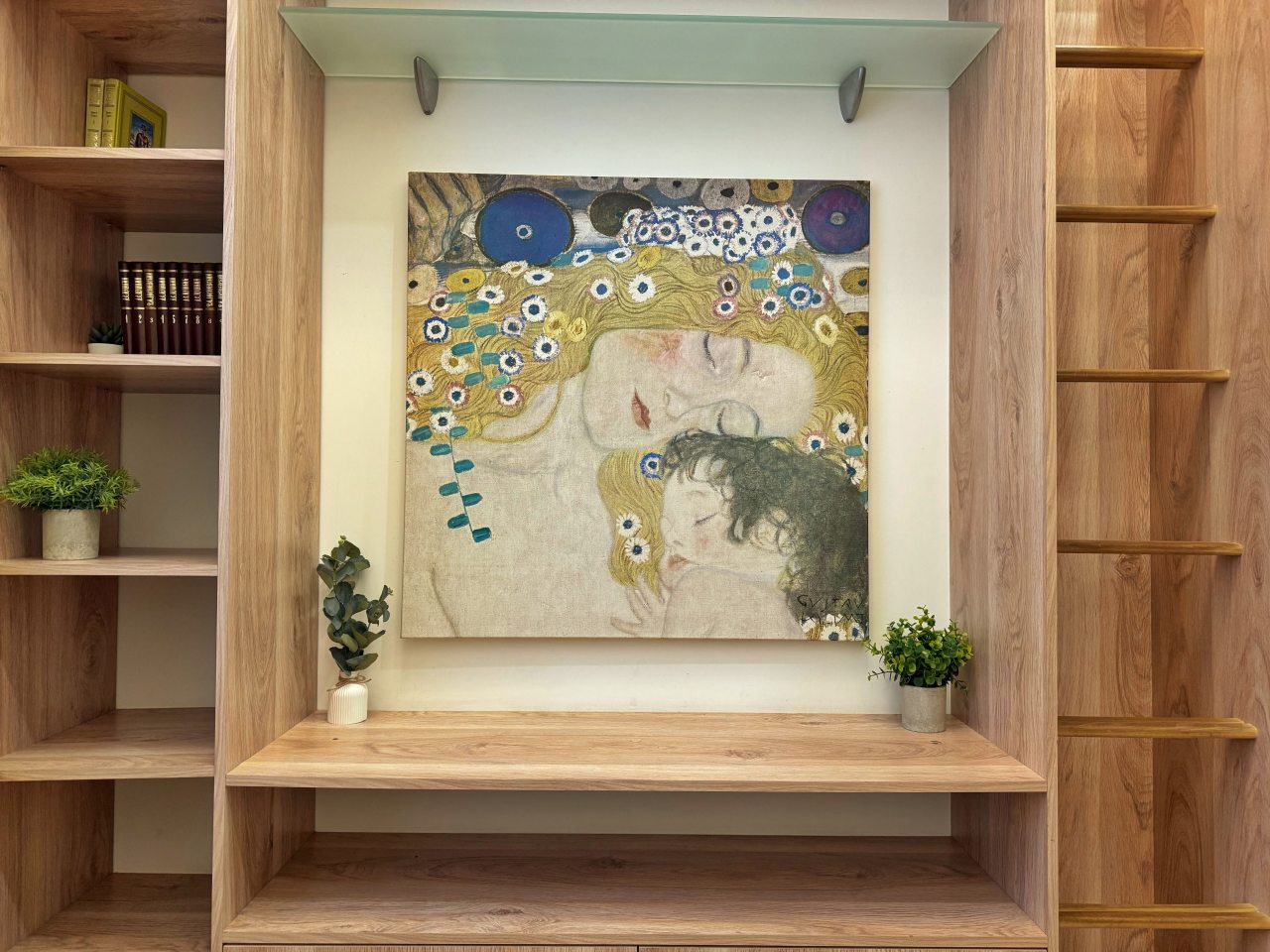 Апартаменты (Apart-Comfort Максимова 5), Апартаменты Apart-Comfort Максимова 5