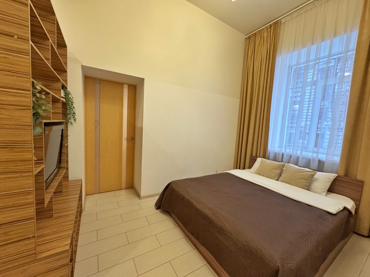 Апартаменты (Apart-Comfort Максимова 5), Апартаменты Apart-Comfort Максимова 5