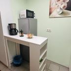 Общая кухня, Меблированные комнаты Латинский Квартал