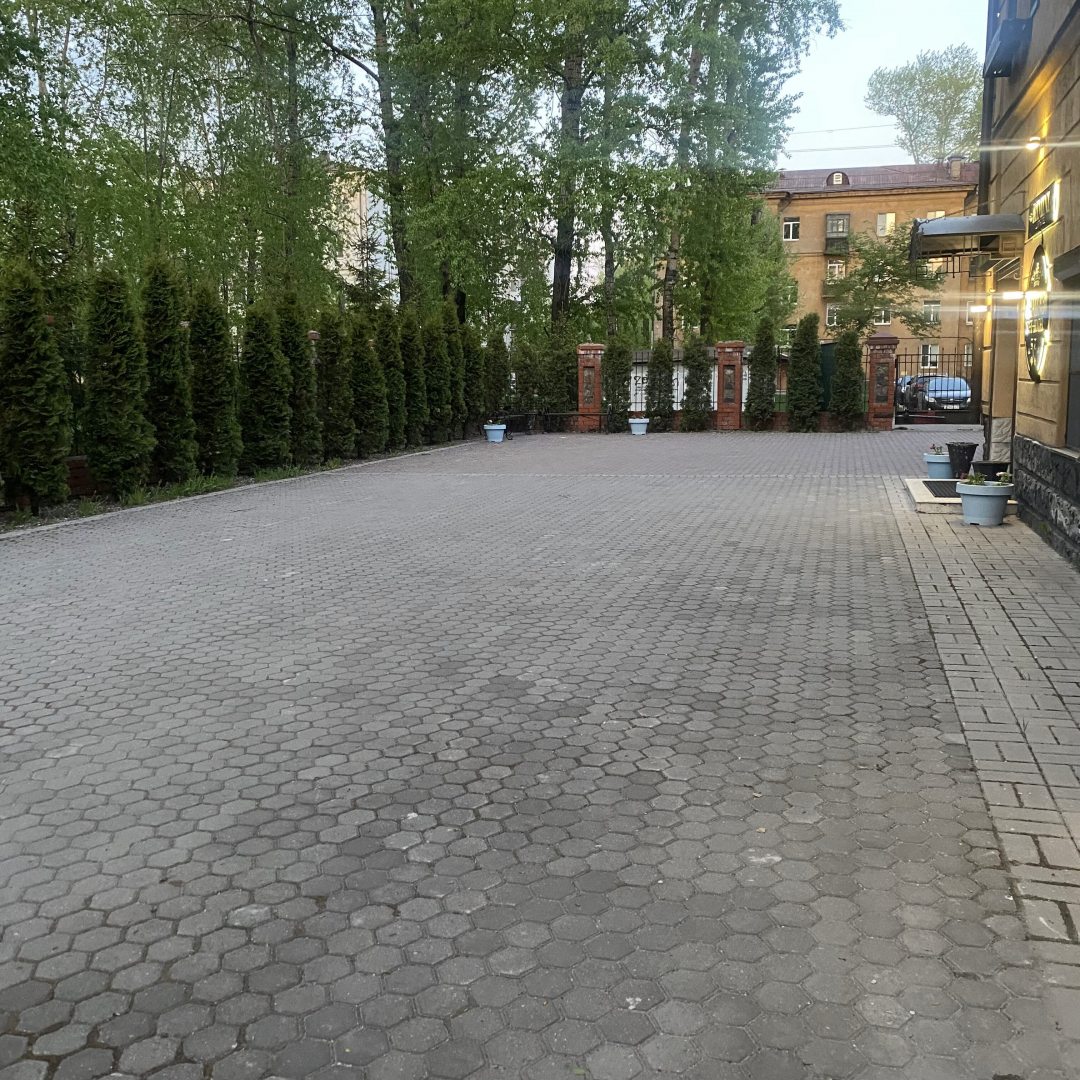 Частная парковка, Отель Rimini