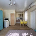 Трёхместный и более (Студия с собственным двориком), Гостевой дом Солнечный на Таманском проезде
