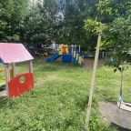 Детская площадка, Апартаменты В центре на Карла Маркса