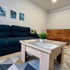 Дом (Сапфир в центре Геленджика у моря), Гостевой дом Rafaela