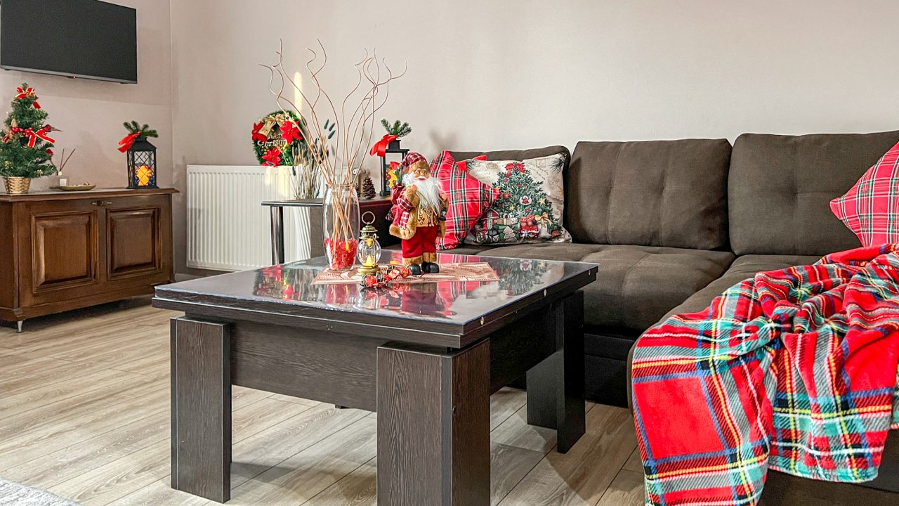 Дом (Коралл в центре Геленджика у моря), Коттедж Rafaela