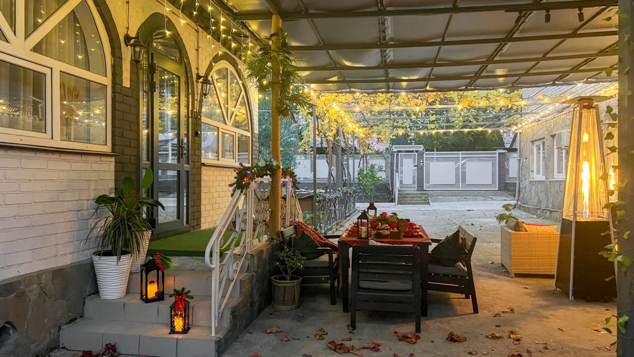 Дом (Коралл в центре Геленджика у моря), Коттедж Rafaela