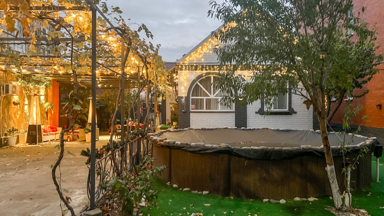 Апартаменты (Жемчуг в центре Геленджика), Коттедж Rafaela