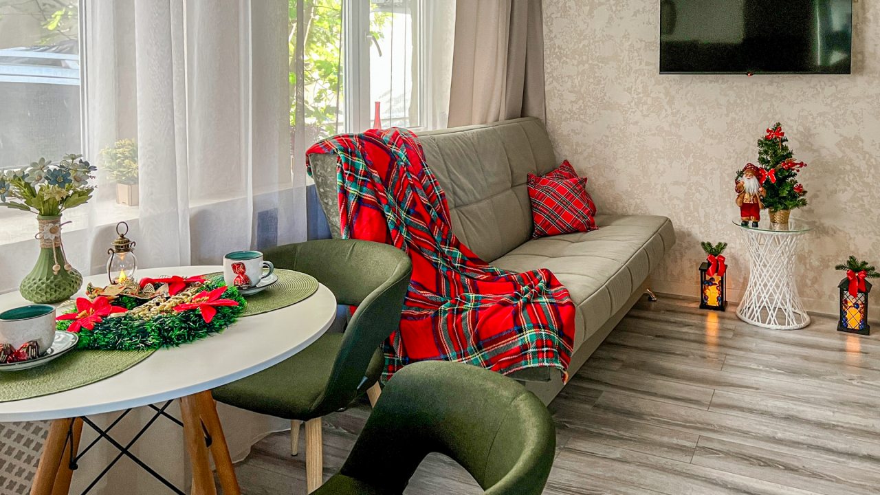 Апартаменты (Изумруд у моря в Геленджике), Коттедж Rafaela