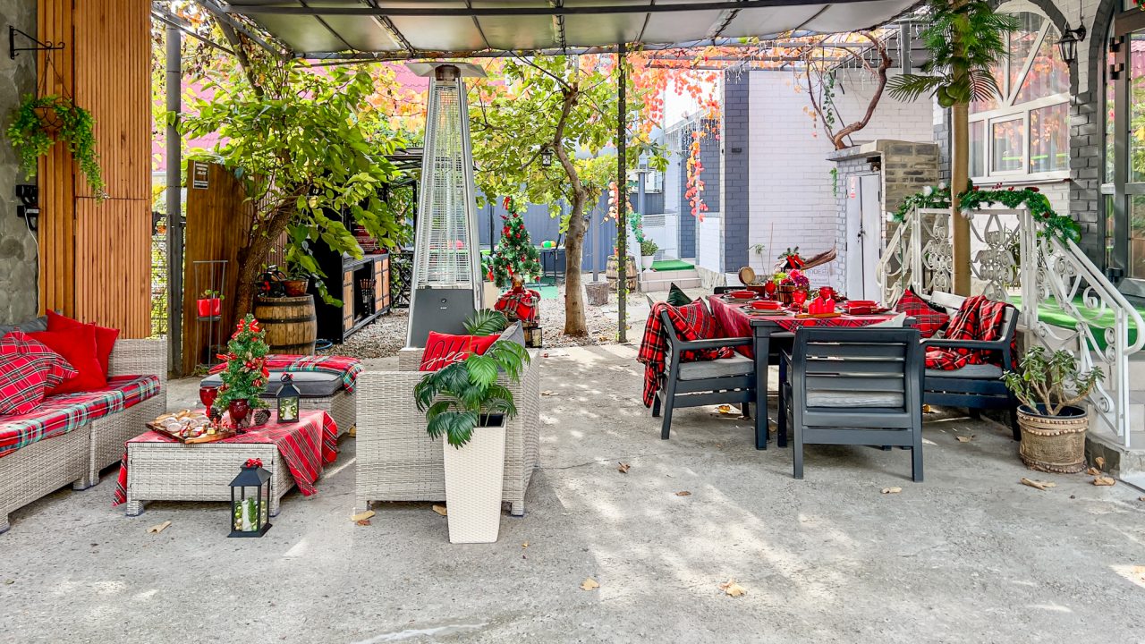 Апартаменты (Изумруд у моря в Геленджике), Коттедж Rafaela