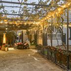 Апартаменты (Изумруд у моря в Геленджике), Коттедж Rafaela