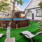 Шезлонги, Коттедж Rafaela