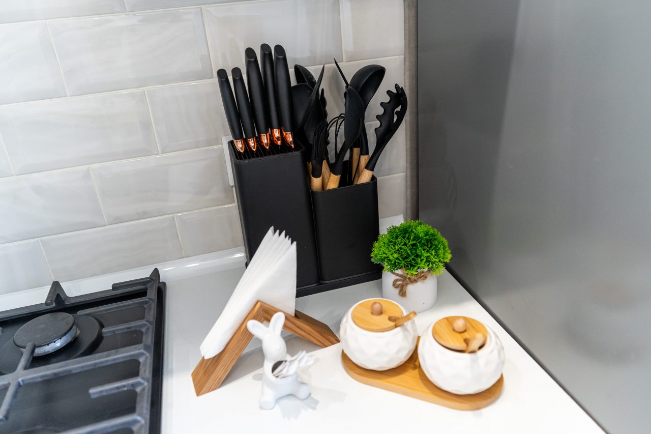 Апартаменты (С современным ремонтом от LetoApart), На улице Суворовской LetoApart