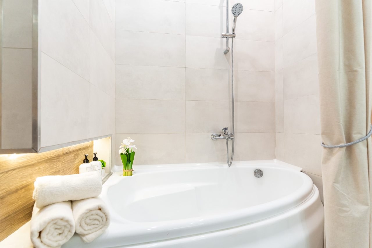 Апартаменты (С современным ремонтом от LetoApart), На улице Суворовской LetoApart