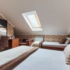 Четырехместный (Семейный на мансарде), Гостевой дом Маргарита by Sun City Hotels