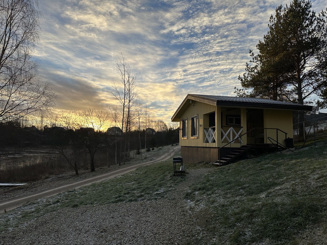 Дом (Reo Rest - дом Уютный берег), Загородный дом Reo Rest