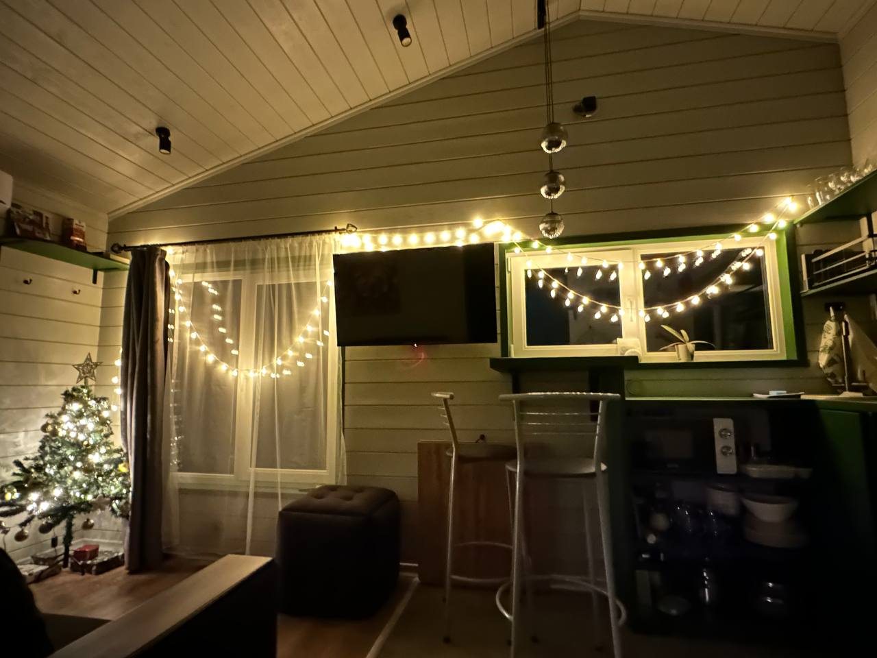 Дом (Тихий берег), Загородный дом Reo Rest