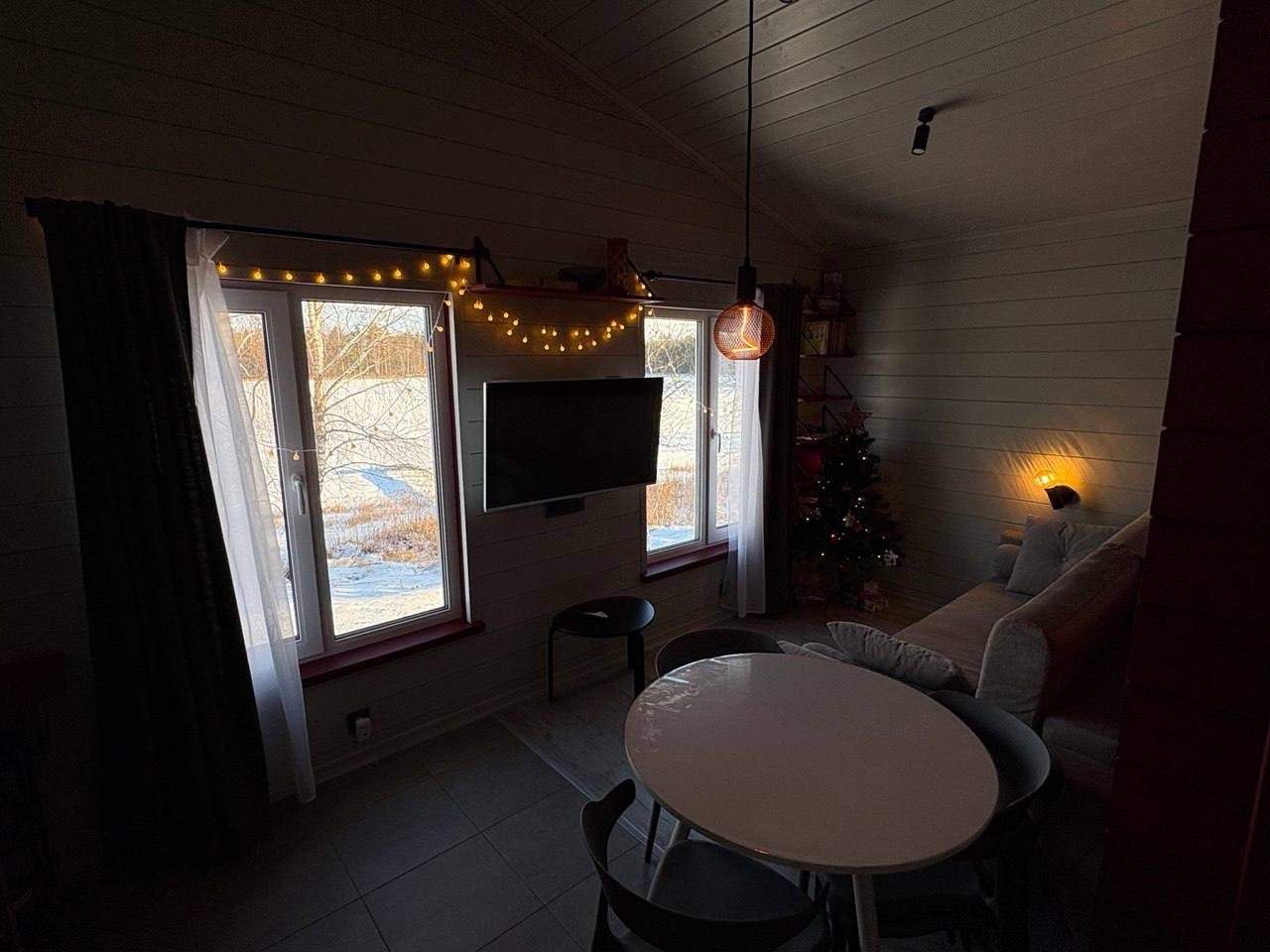 Дом (Reo Rest - дом Уютный берег), Загородный дом Reo Rest