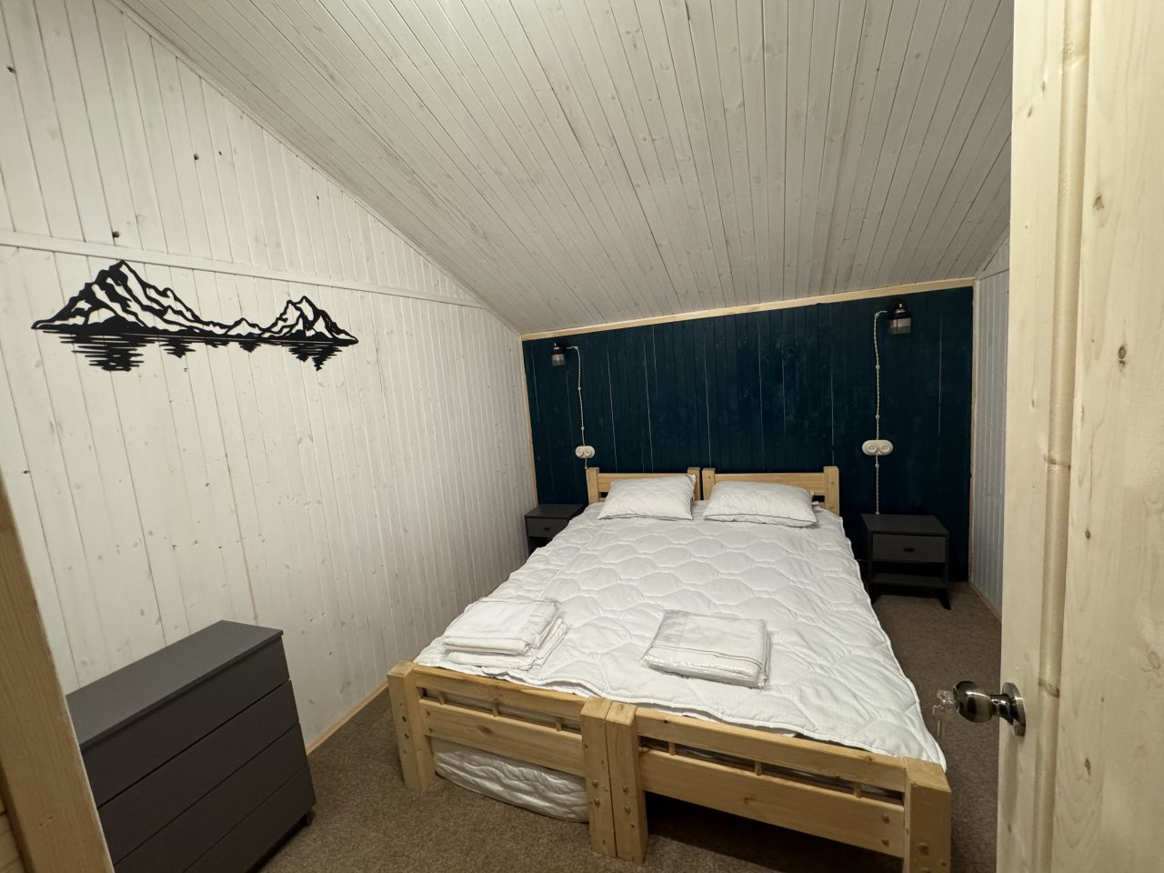 Коттедж (Восьмиместный), База отдыха Авалон