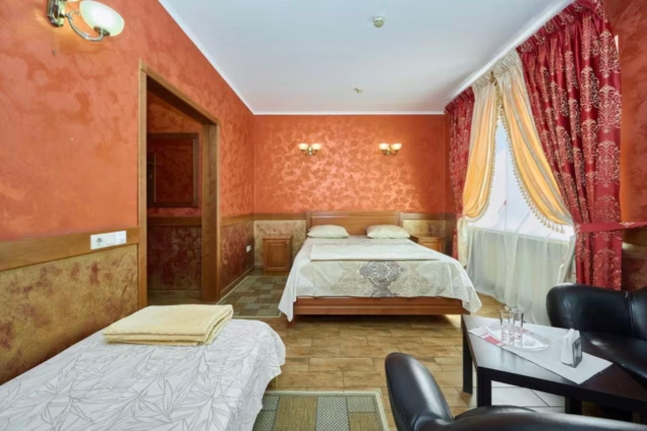 Трёхместный и более (Трехместный), Мини-отель Маруся