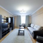 Апартаменты (Двухкомнатная квартира 64м² комфорт класса с евроремонтом (5 этаж)), Апартаменты UraganAPART на Нахимовском