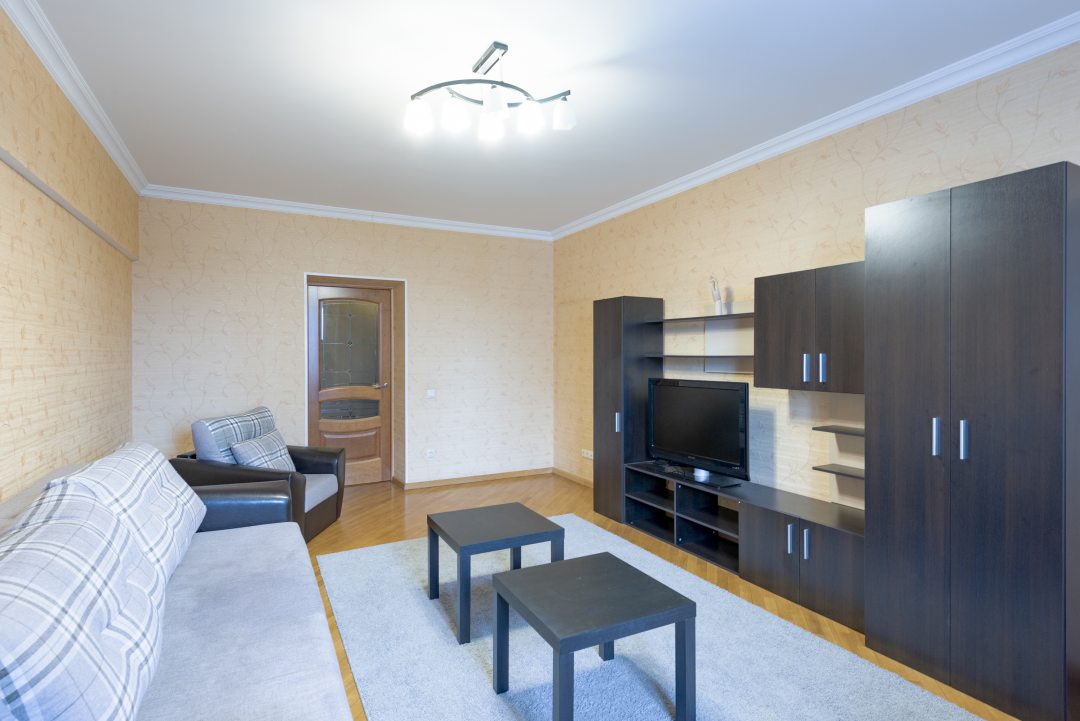 Апартаменты (Двухкомнатная квартира 64м² комфорт класса с евроремонтом (5 этаж)), Апартаменты UraganAPART на Нахимовском