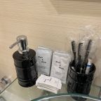 все гигиенические принадлежности