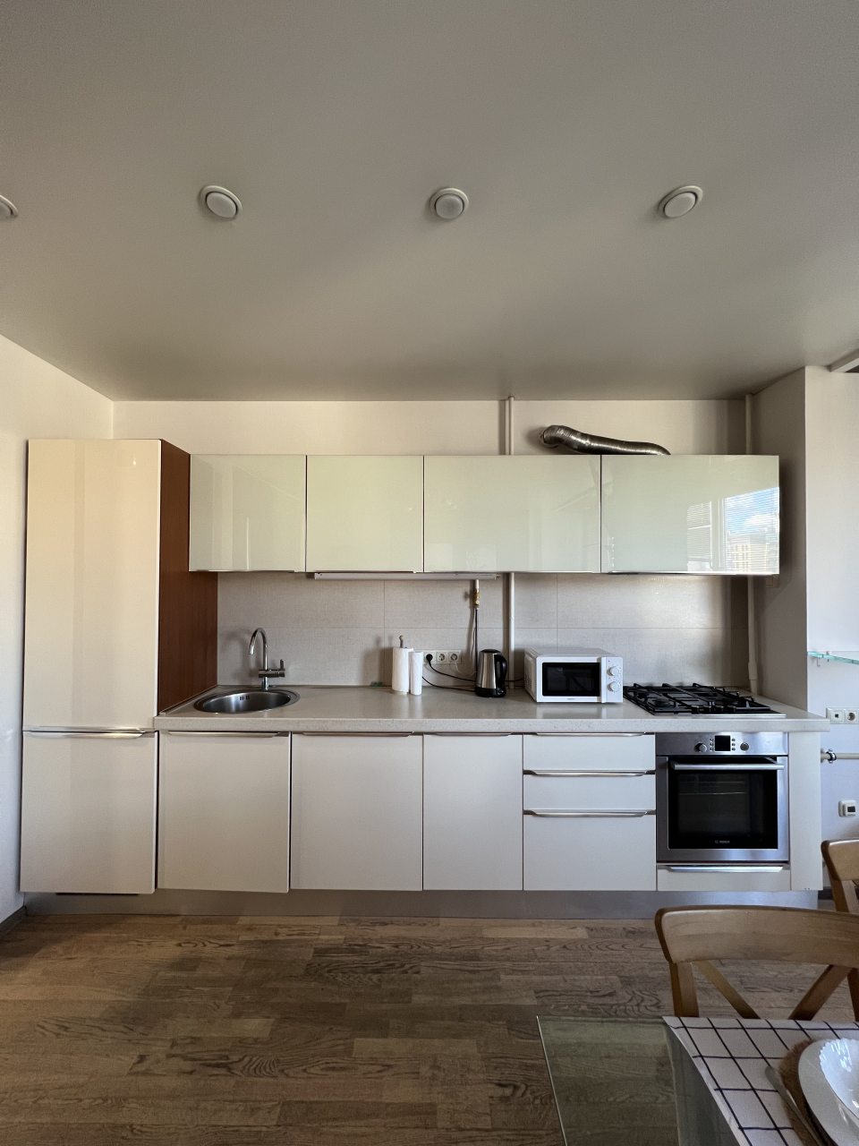 Апартаменты (Квартира-студия 48м² комфорт класса с евроремонтом (9 этаж)), Апартаменты UraganAPART на Новокузнецкой