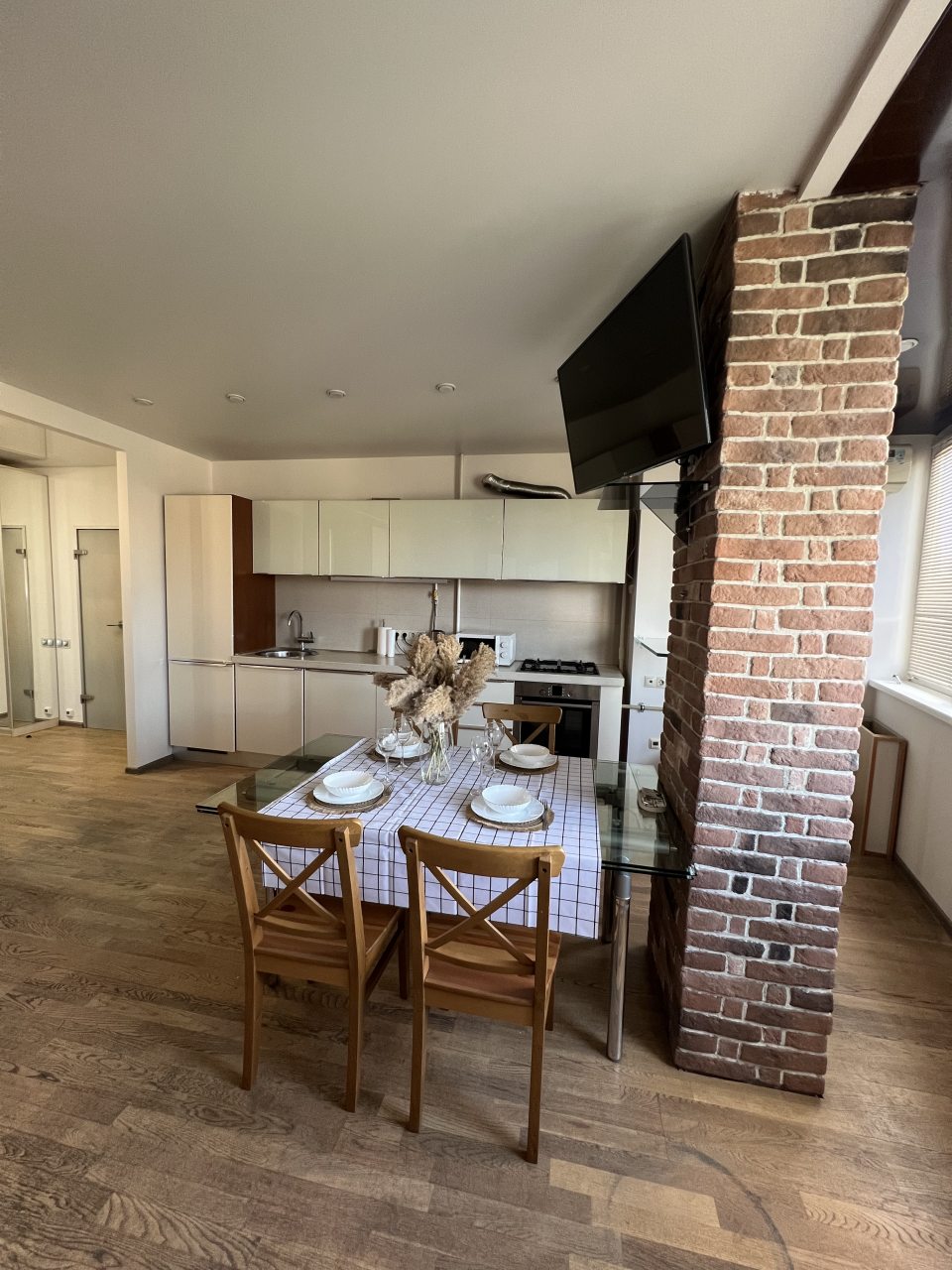 Апартаменты (Квартира-студия 48м² комфорт класса с евроремонтом (9 этаж)), Апартаменты UraganAPART на Новокузнецкой