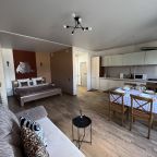 Апартаменты (Квартира-студия 48м² комфорт класса с евроремонтом (9 этаж)), Апартаменты UraganAPART на Новокузнецкой