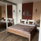 Апартаменты (Квартира-студия 48м² комфорт класса с евроремонтом (9 этаж)), Апартаменты UraganAPART на Новокузнецкой